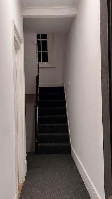 Apartamento Harry Potter 9 3/4 Flat Londres Exterior foto